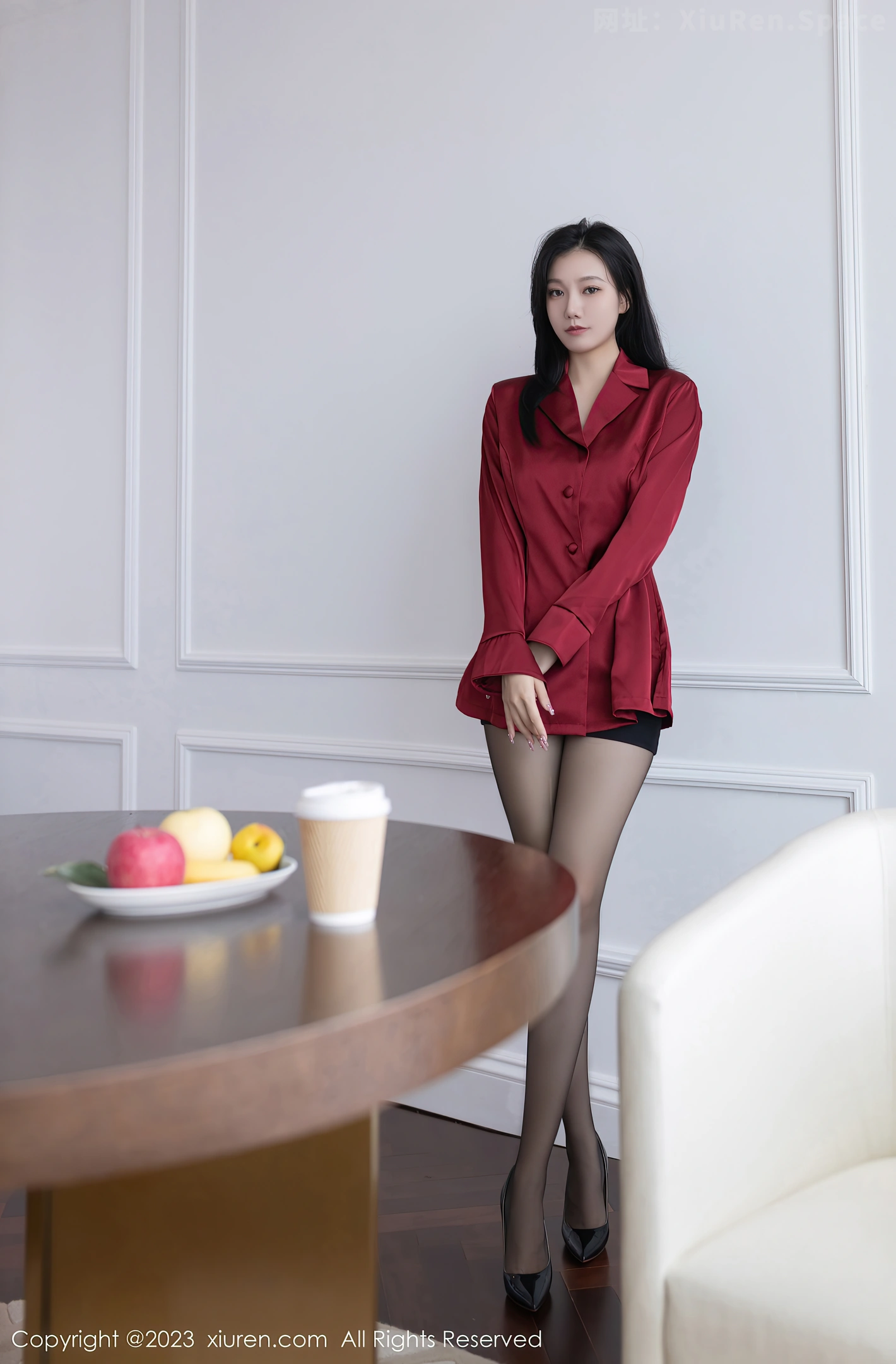 图片[2]-[XiuRen秀人网]VOL.7338 模特安然anran性感白色蕾丝内衣配超薄黑丝秀柔美身段诱惑写真79P-秀人网官方网站